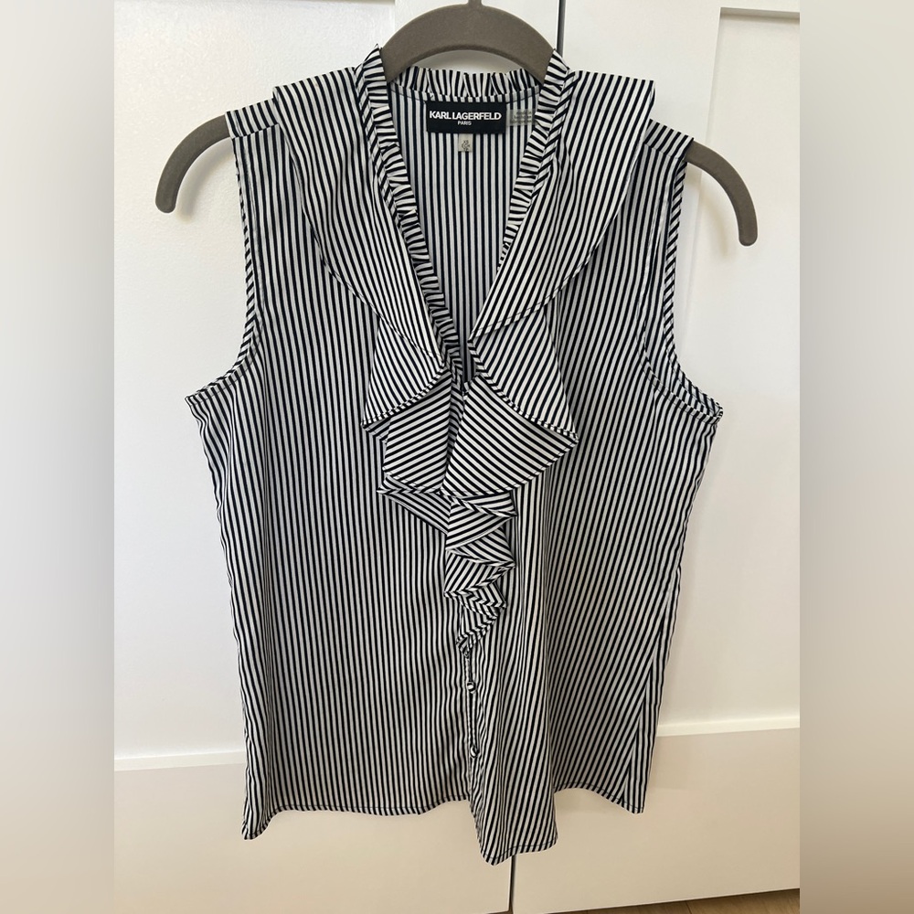 Karl Lagerfeld Black and White Sleeveless Striped Ruffled Tank Blouse [Small]